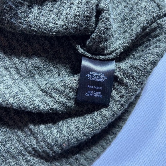 Torrid Green Sweater Size 0 (L) - Picture 4 of 4